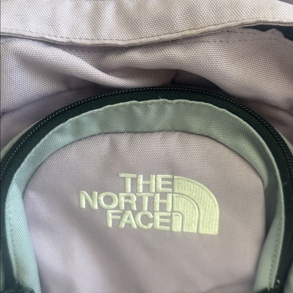 The North Face Jester Lavender and Black Backpack EUC - Picture 2 of 6